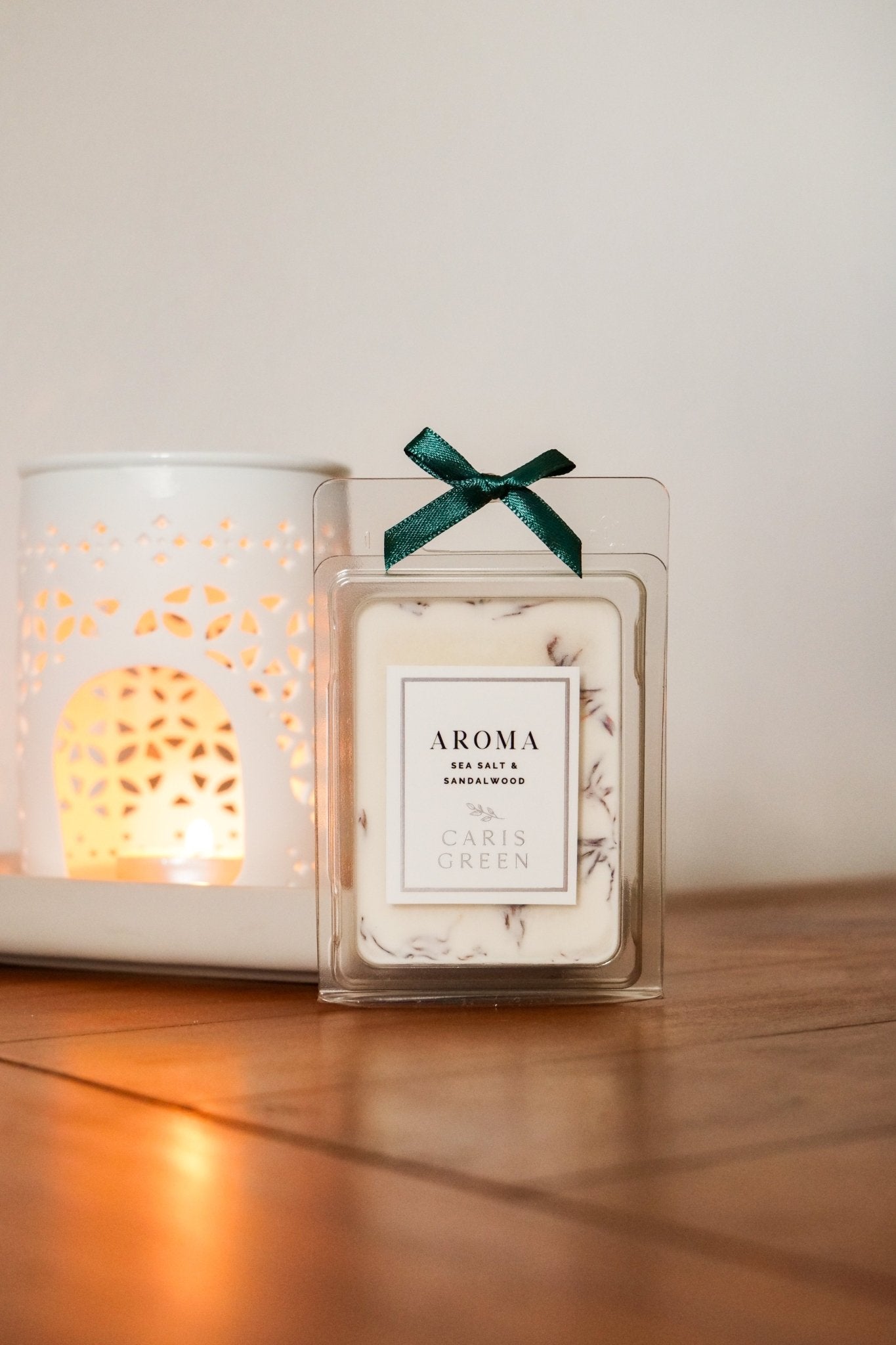 Aroma ~ Sea Salt & Sandalwood / Botanical Wax Melts - Caris Green