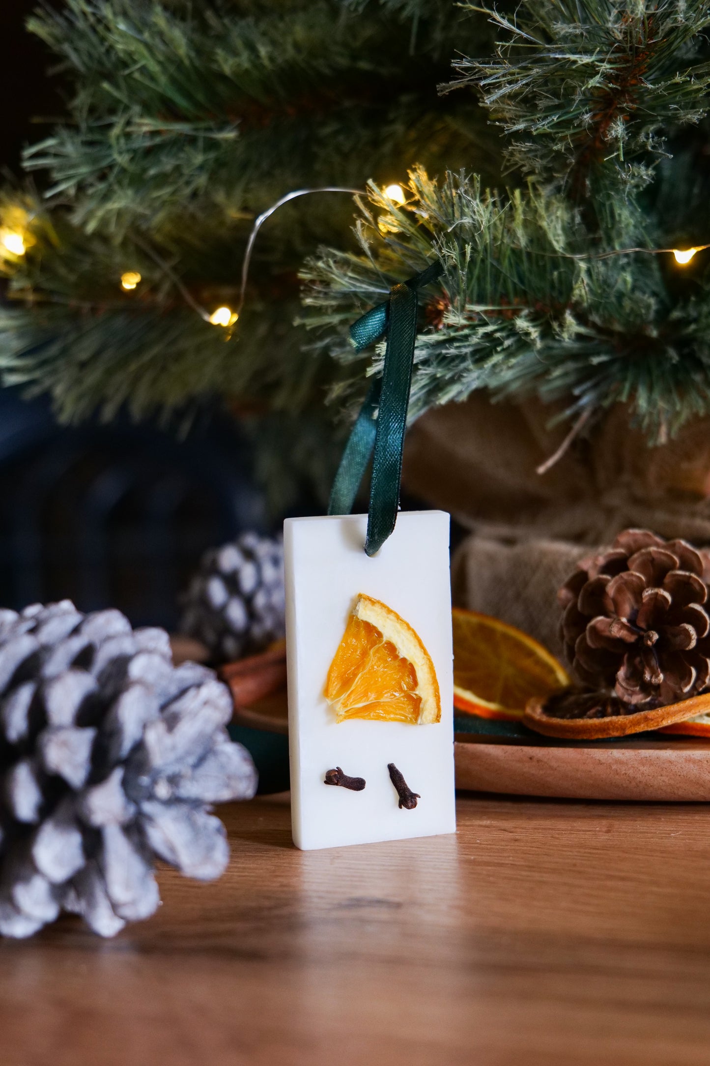 Wax Melt Scented Tree Decorations ~ Clove & Clementine