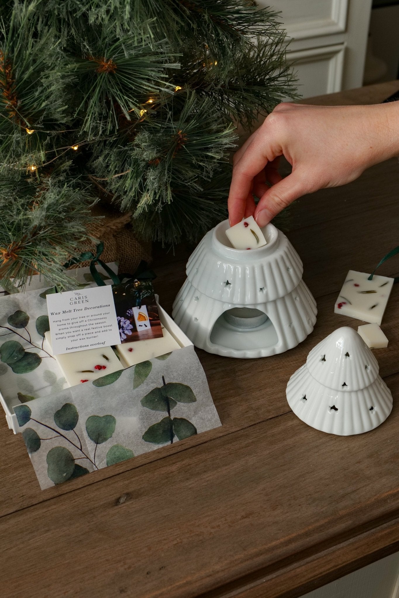 Christmas Tree Wax Melt Burner White Star Cut Out - Caris Green