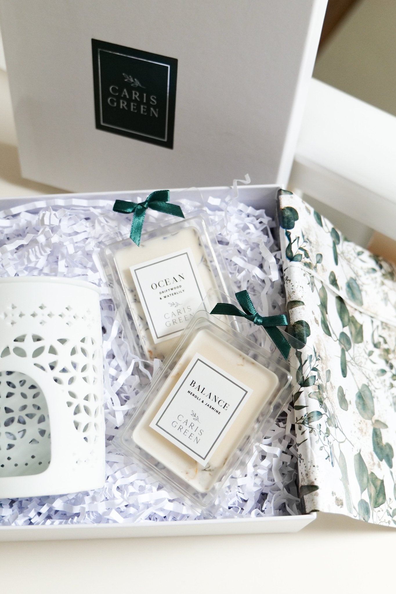 Wax Melt & Burner Gift Box - Caris Green